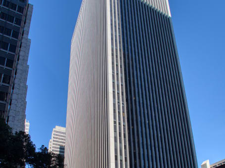建筑位于San Francisco50 California Street, Suite 1500 1