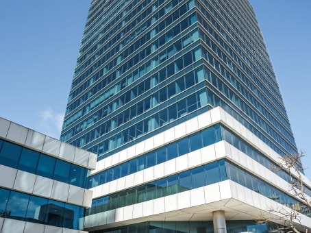 建筑位于MontevideoWorld Trade Center, 12th Floor Tower III, Av. Luís Alberto Herrera y Av. Veintiséis de Marzo 1