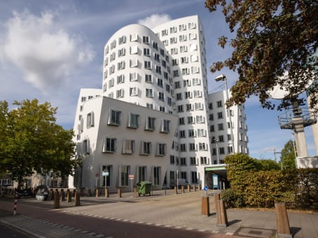 建筑位于DusseldorfNeuer Zollhof 3, 1st floor 1