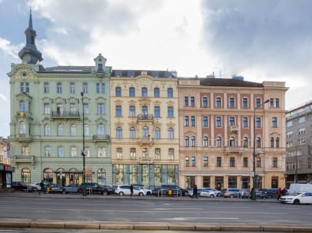 建筑位于PragueI.P. Pavlova Square 1789/5, 4th and 3rd floor 1