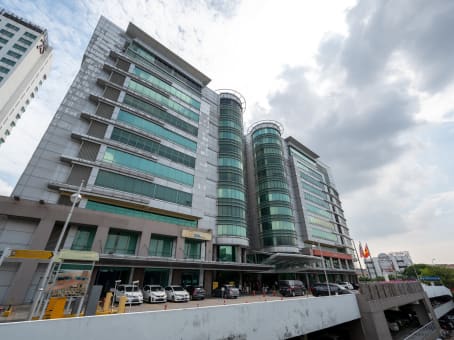 建筑位于KlangLebuh Batu Nilam 1, A-9-A, 9th Floor, BBT One- The Tower (South Tower), Bandar Bukit Tinggi 1