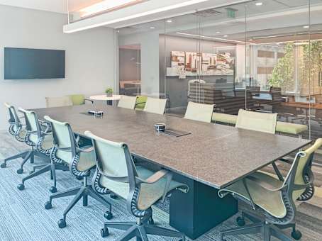 Building at 320 Seven Springs Way, Suite 250 in Brentwood 1