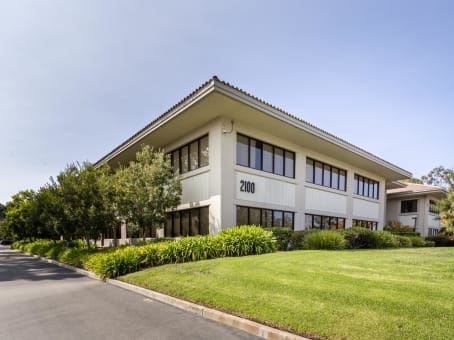 Building at 2100 Geng Road, Suite 210 in Palo Alto 1