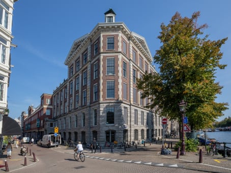 Building at Keizersgracht 555 in Amsterdam 1