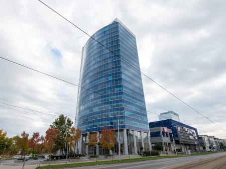 建筑位于BratislavaPolus Towers, Vajnorska 100/B 1