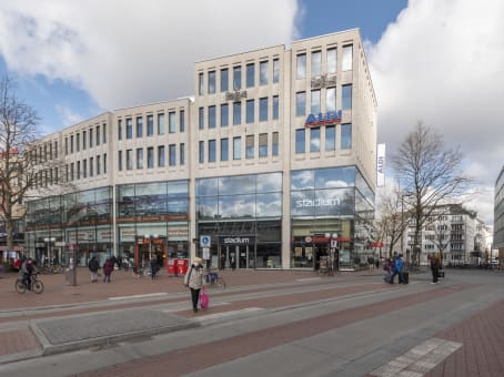 建筑位于HamburgOttenser Hauptstrasse 2-6, Ground Floor, 2nd, 3rd and 4th Floor 1