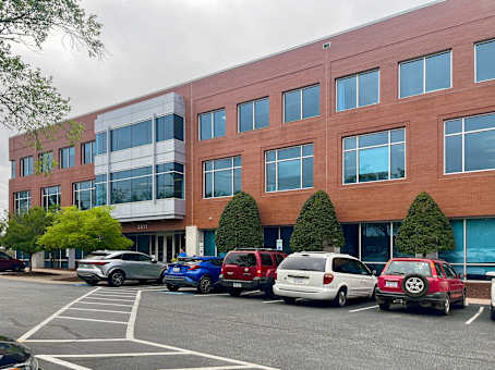 建筑位于Durham3511 Shannon Rd, 3rd Floor 1