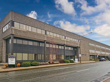 建筑位于New London125 Eugene O'Neill Dr, Suite 140 1