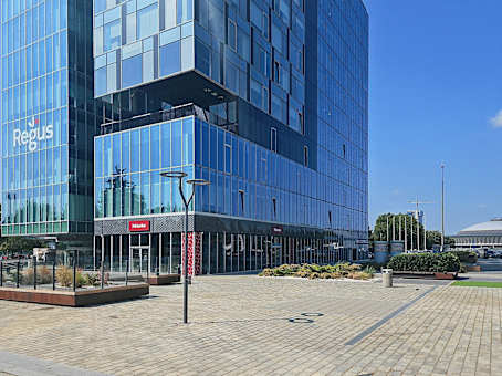 建筑位于Bucuresti3-5 Piata Presei Libere, City Gate Office Building – South Tower 1