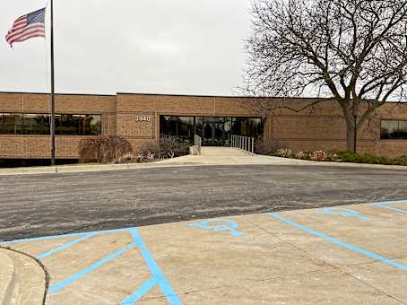 建筑位于Grand Rapids3940 Peninsular Dr., Se Regus Suite 230 1