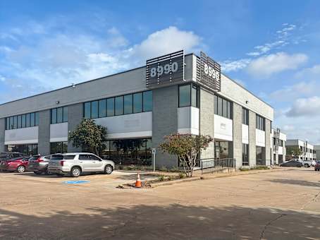 建筑位于Houston8990 Kirby Dr, 2nd floor 1