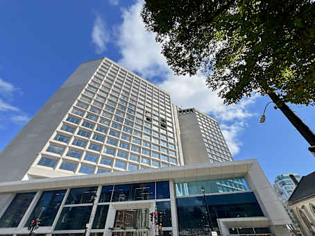 建筑位于Halifax1505 Barrington Street, Suite 100 1