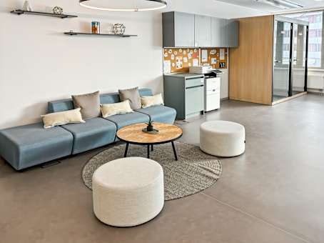 建筑位于KosiceZriedlova 13, 4th floor 1
