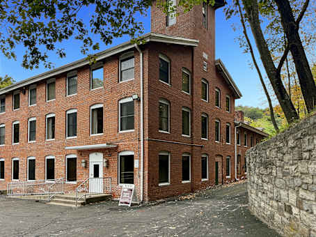 建筑位于Newtown27 Glen Road, Suite 301 1