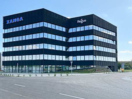 建筑位于DebrecenÁtrium Office Debrecen International Airport 1