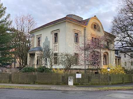 建筑位于DresdenCharlottenstrasse 34 1