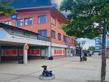 建筑位于StockholmHagsätra Torg 13, Bandhagen, Hagsätra, Bandhagen 1