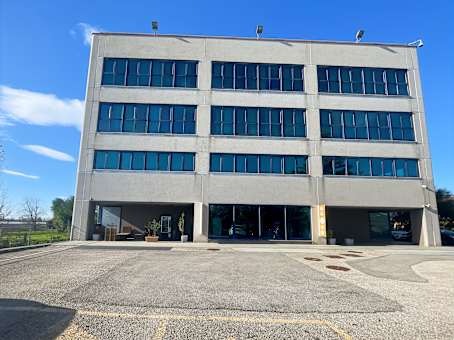 建筑位于SalernoVia Giulio Pastore n.24 1