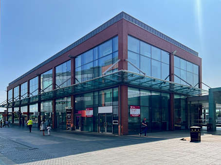 建筑位于Wolverhampton4-5 Victoria Square, I11 1