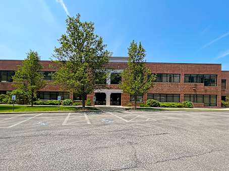 建筑位于Center Valley4647 Saucon Creek Road, Suite 201 1