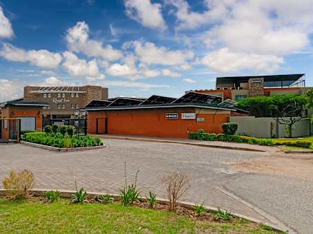 建筑位于Midrand208 Coubrough Rd, Noordwyk 1