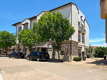 建筑位于Colleyville97 Village Lane, 2nd & 3rd Floor 1